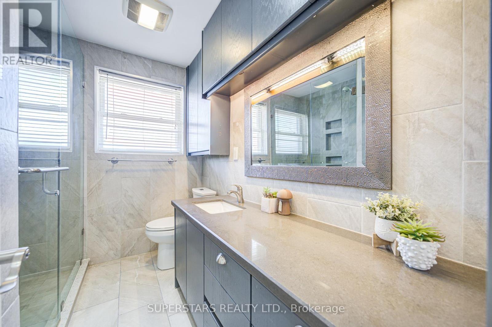1540 Chalice Crescent, Mississauga, Ontario  L5C 1S3 - Photo 29 - W12009573