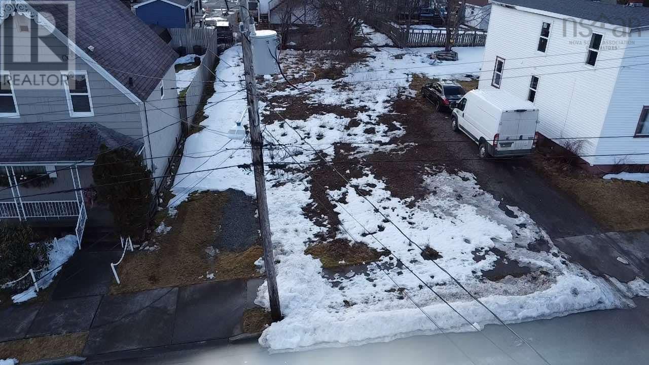 89 B Kitchener Street, sydney pier, Nova Scotia