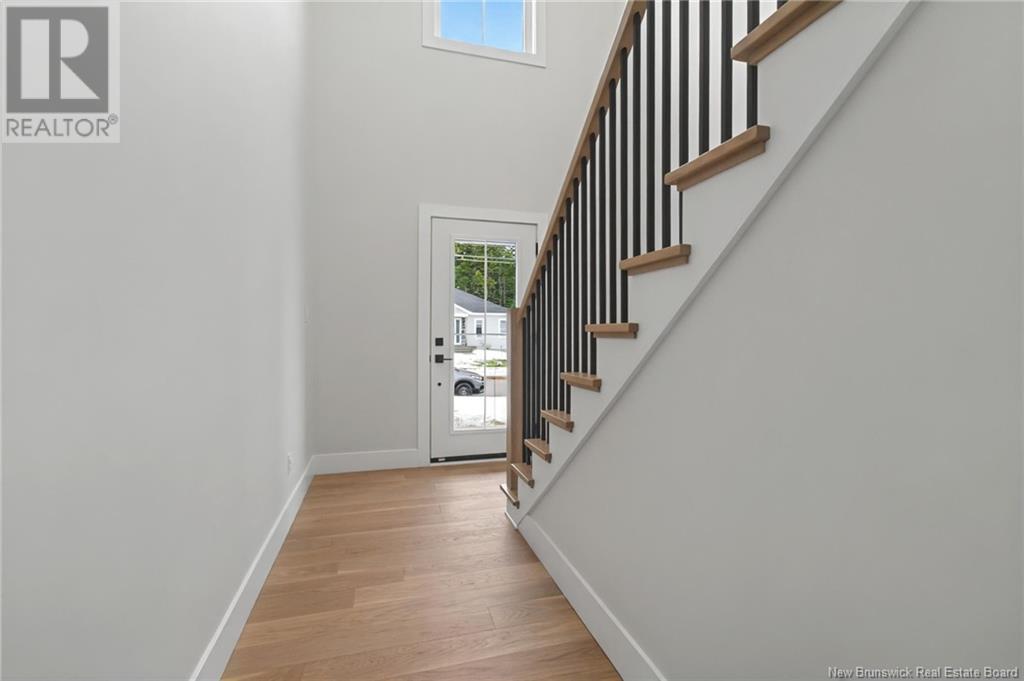 Property at 104 des Eleves Street image 2