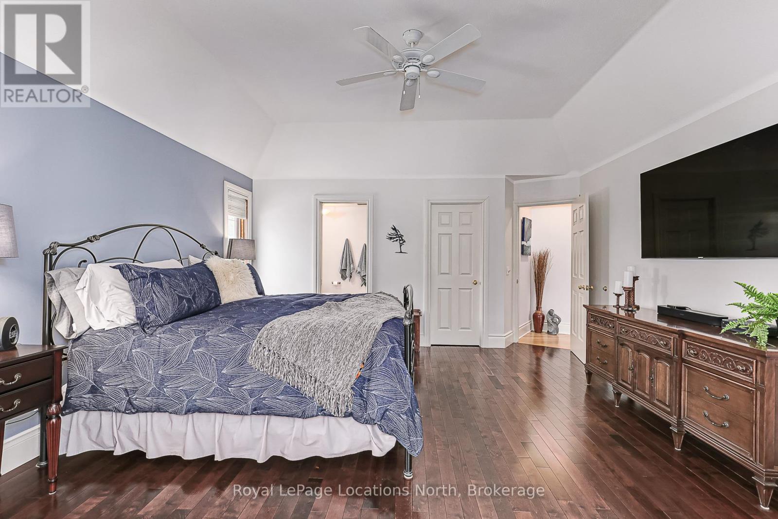 235 Blueski George Crescent, Blue Mountains, Ontario  L9Y 0S8 - Photo 29 - X12009651