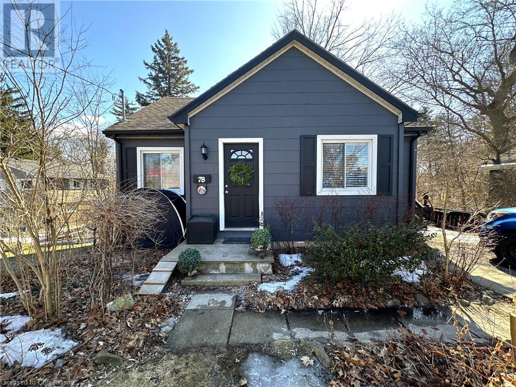 78 Queensway Drive E, Simcoe photo number 2 78 Queensway Drive E, Simcoe photo number 2