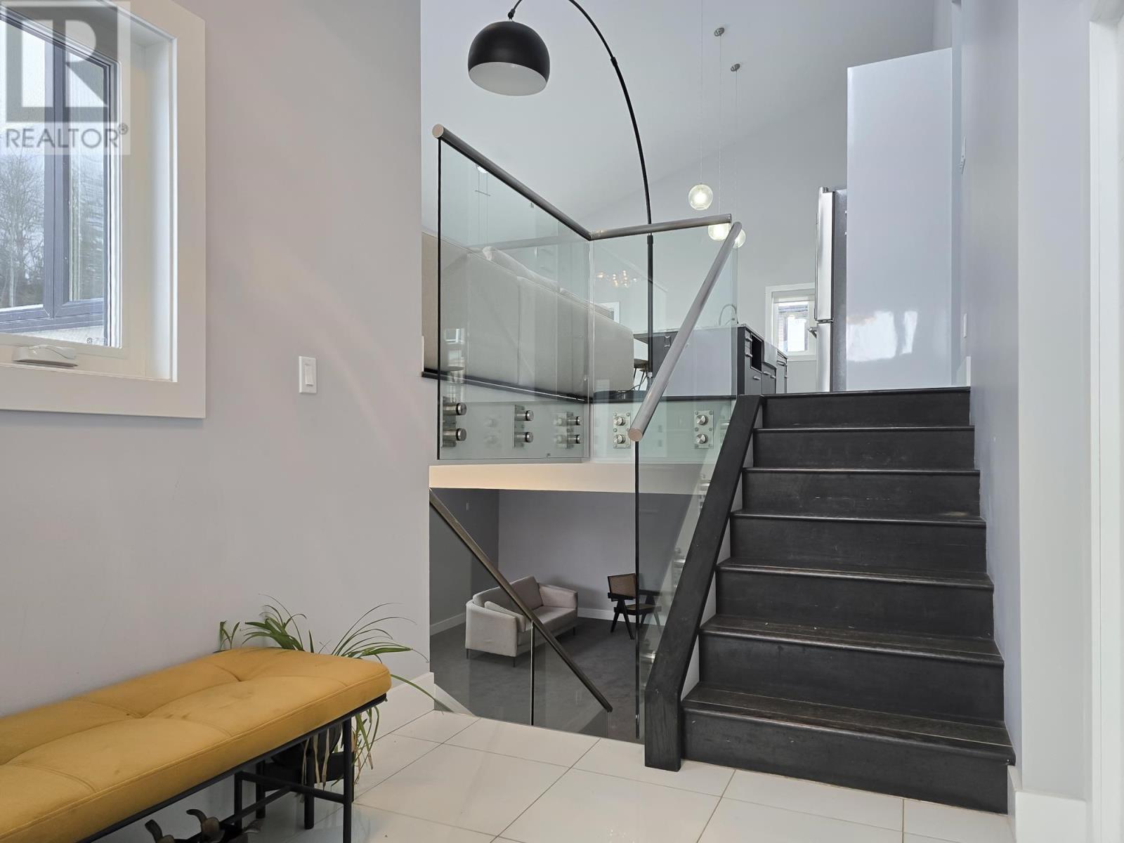 Property at 520 Tuscany Ct. image 4