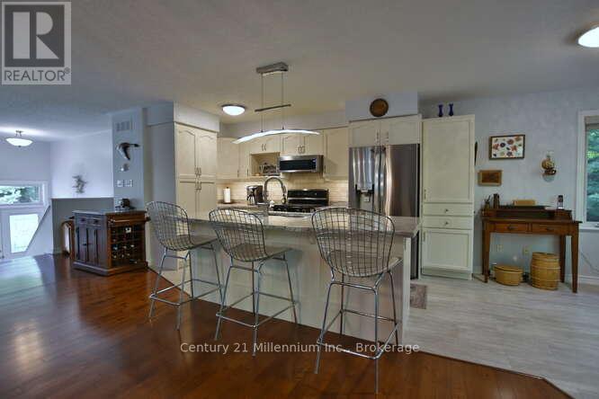 4 Pauline Place, Wasaga Beach, Ontario  L9Z 1J2 - Photo 28 - S12009687