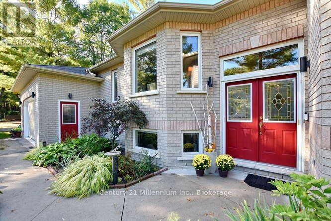 Property at 4 PAULINE PLACE image 3