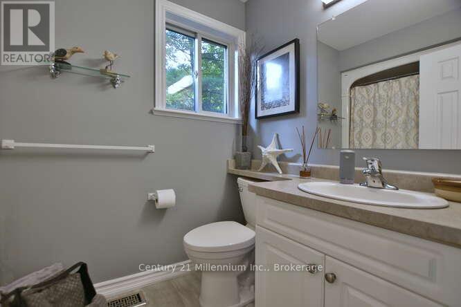 4 Pauline Place, Wasaga Beach, Ontario  L9Z 1J2 - Photo 33 - S12009687