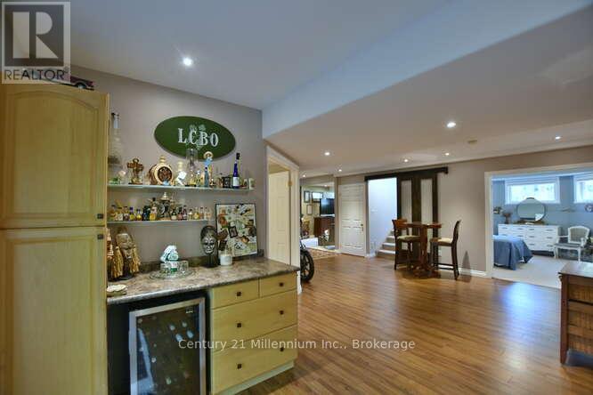 4 Pauline Place, Wasaga Beach, Ontario  L9Z 1J2 - Photo 42 - S12009687