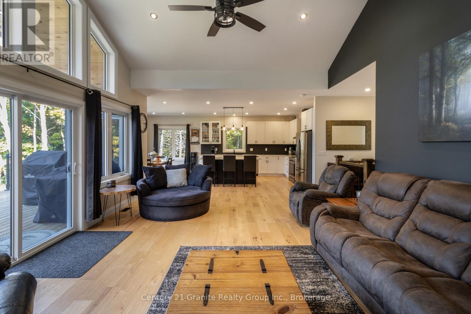 1076 Providence Drive, Algonquin Highlands, Ontario  K0M 1S0 - Photo 17 - X12009712