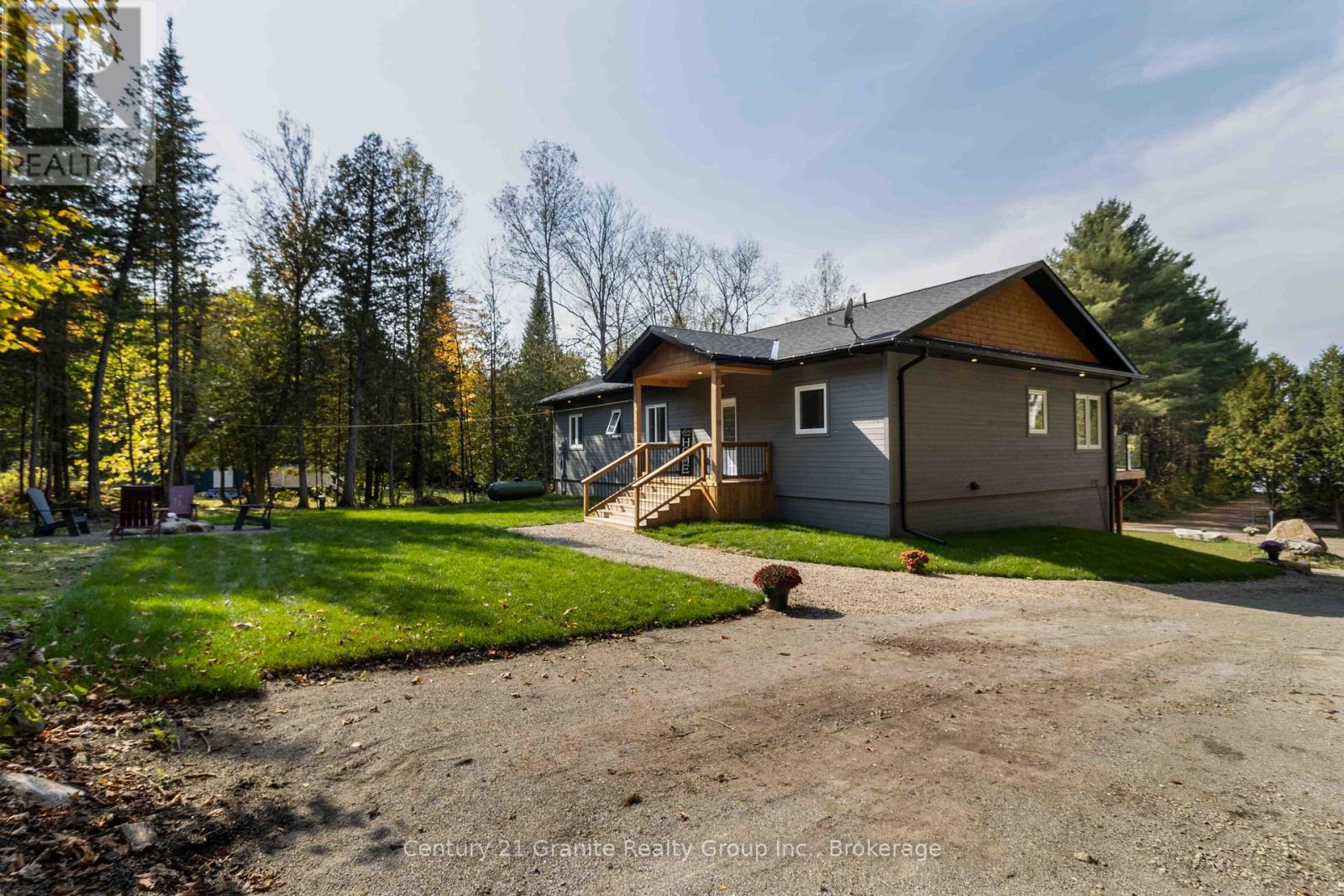 1076 Providence Drive, Algonquin Highlands, Ontario  K0M 1S0 - Photo 3 - X12009712