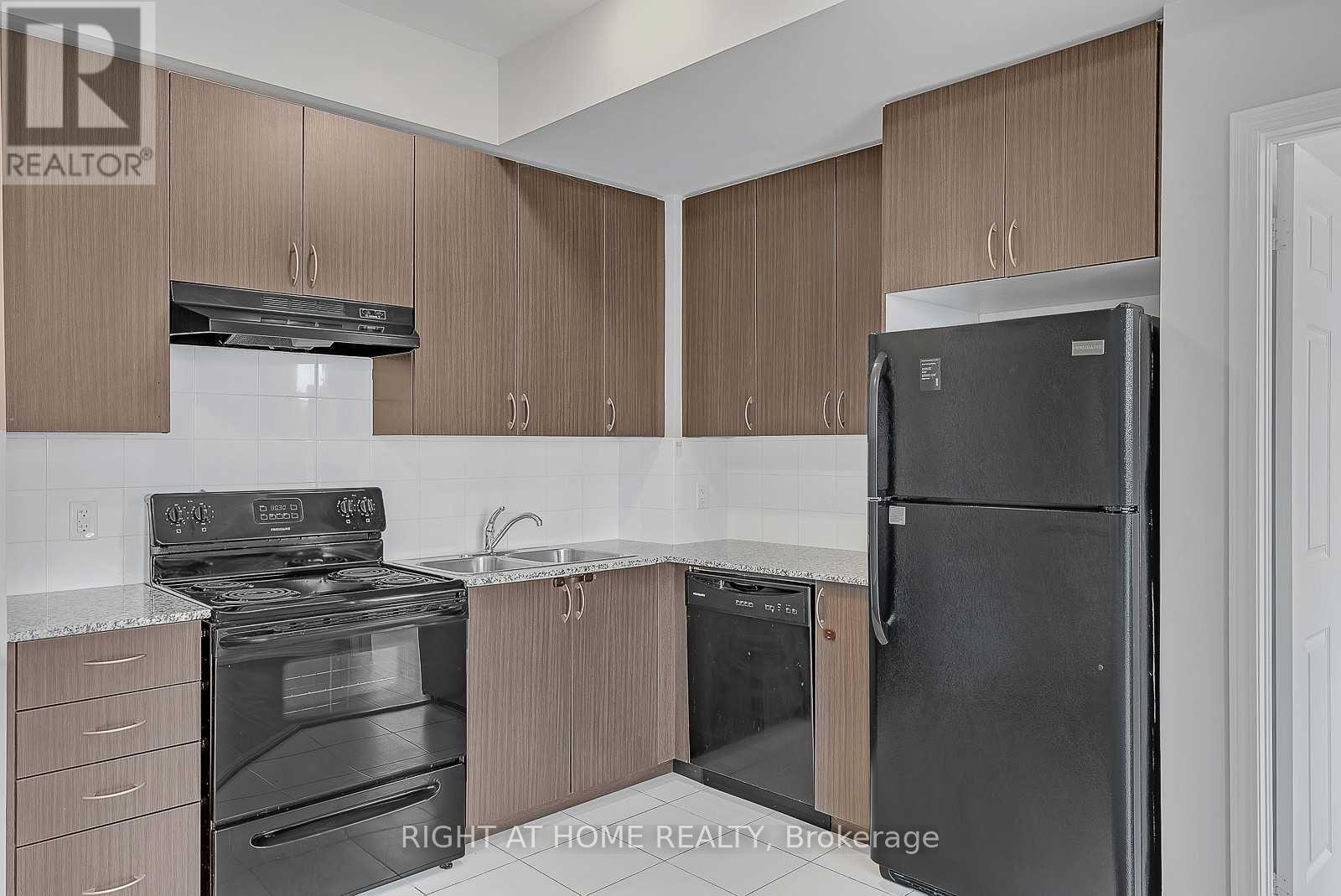 418 - 50 Sky Harbour Drive, Brampton (Bram West), Ontario  L6Y 6B8 - Photo 14 - W11995551