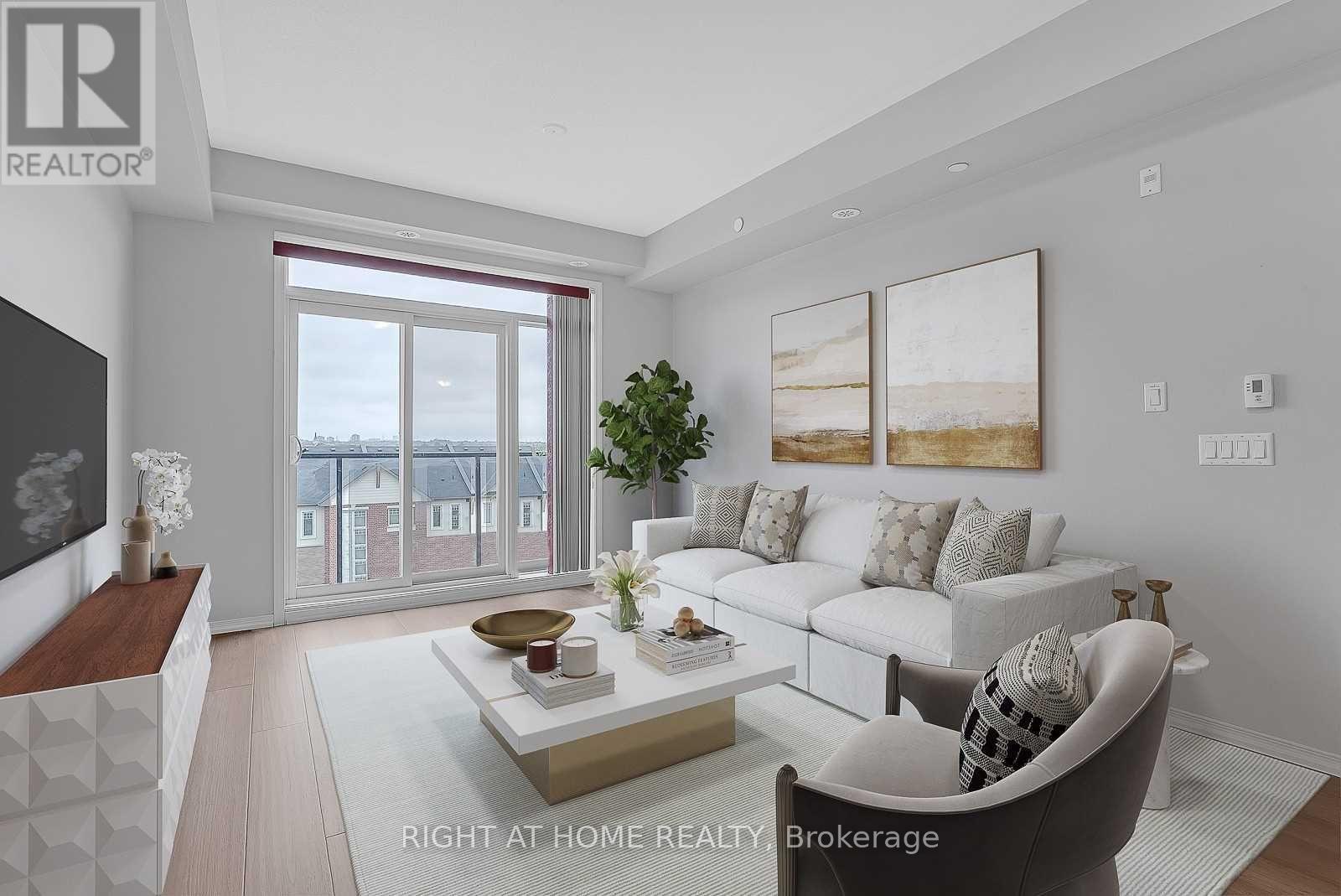 Property at 418 - 50 SKY HARBOUR DRIVE image 3
