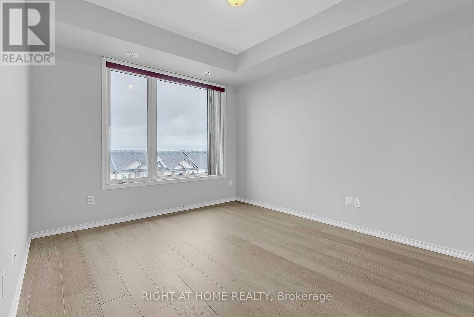 Property at 418 - 50 SKY HARBOUR DRIVE image 5