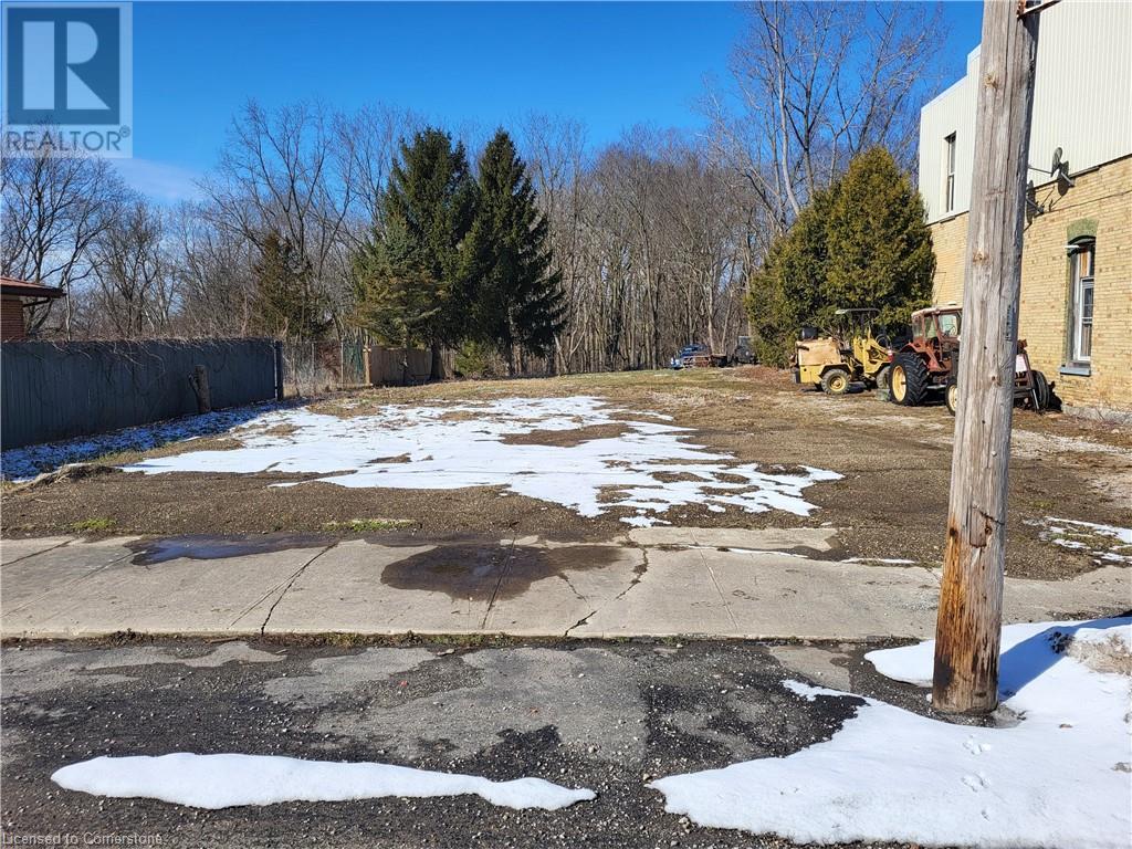 527 Florence Road, Florence, Ontario  N0P 1R0 - Photo 10 - 40702370