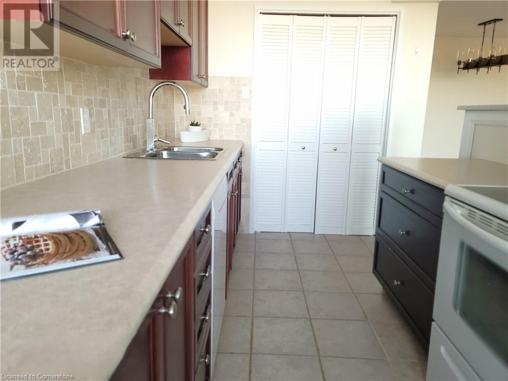 Property at 81 CHURCH Street Unit# 1601 image 2