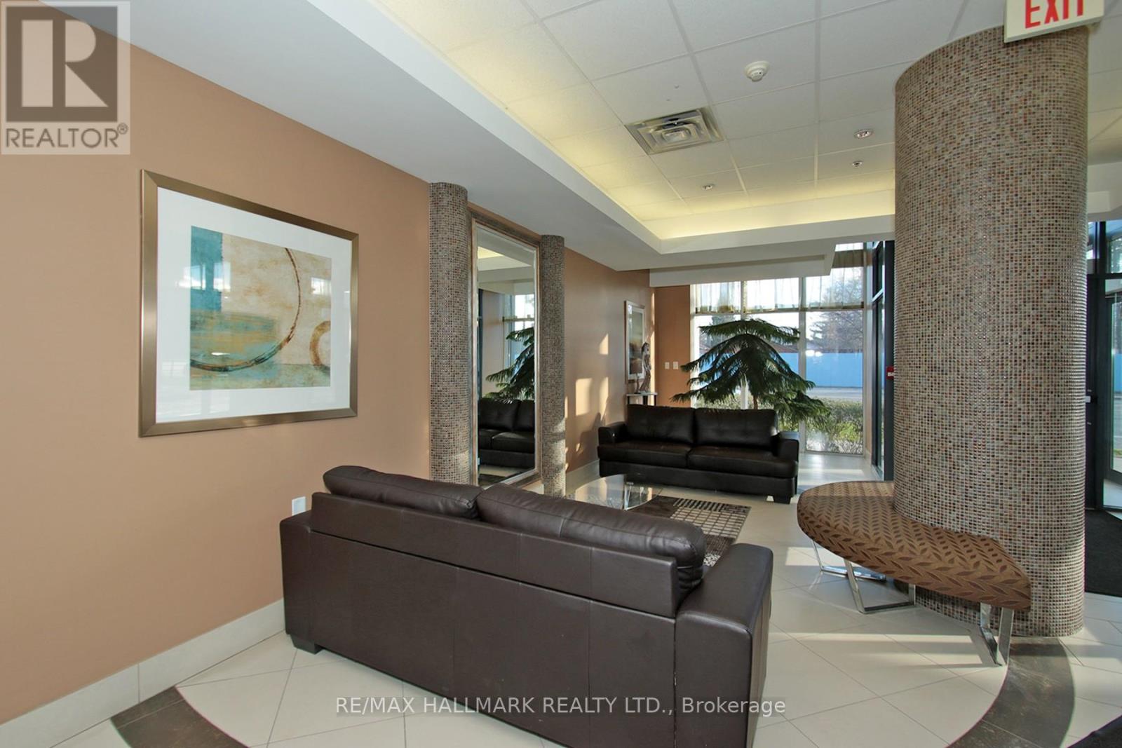 Property at 105 - 872 SHEPPARD AVENUE W image 2