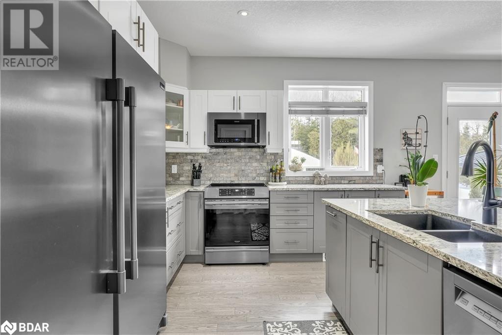 5 Charlie Rawson Boulevard Boulevard, Victoria Harbour, Ontario  L0K 2A0 - Photo 11 - 40704895