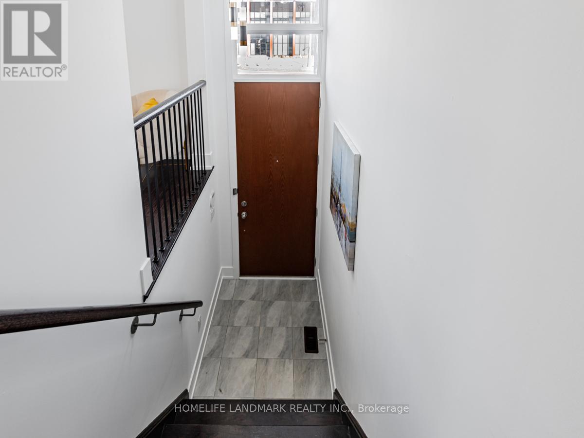 Property at 9140 BATHURST STREET image 2