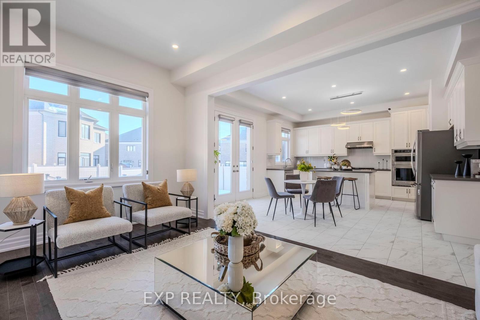 Property at 14 BOTELHO CIRCLE image 4
