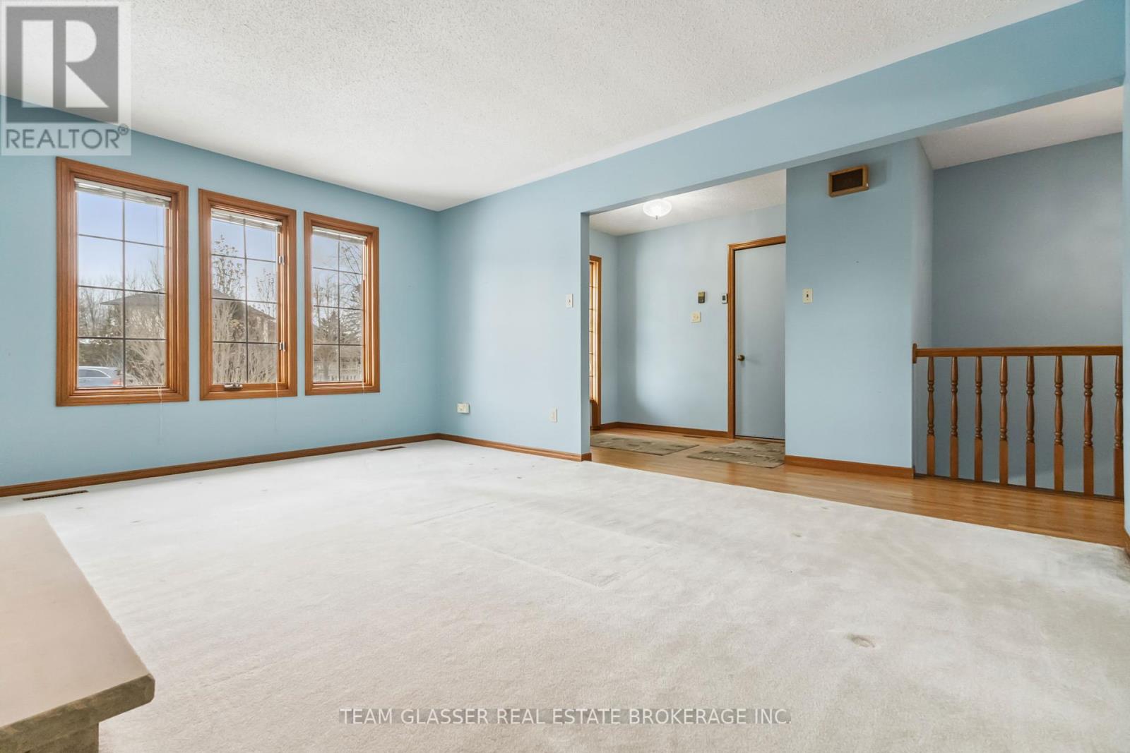 Photo 12 of 47 for 42 Parkside Crescent
