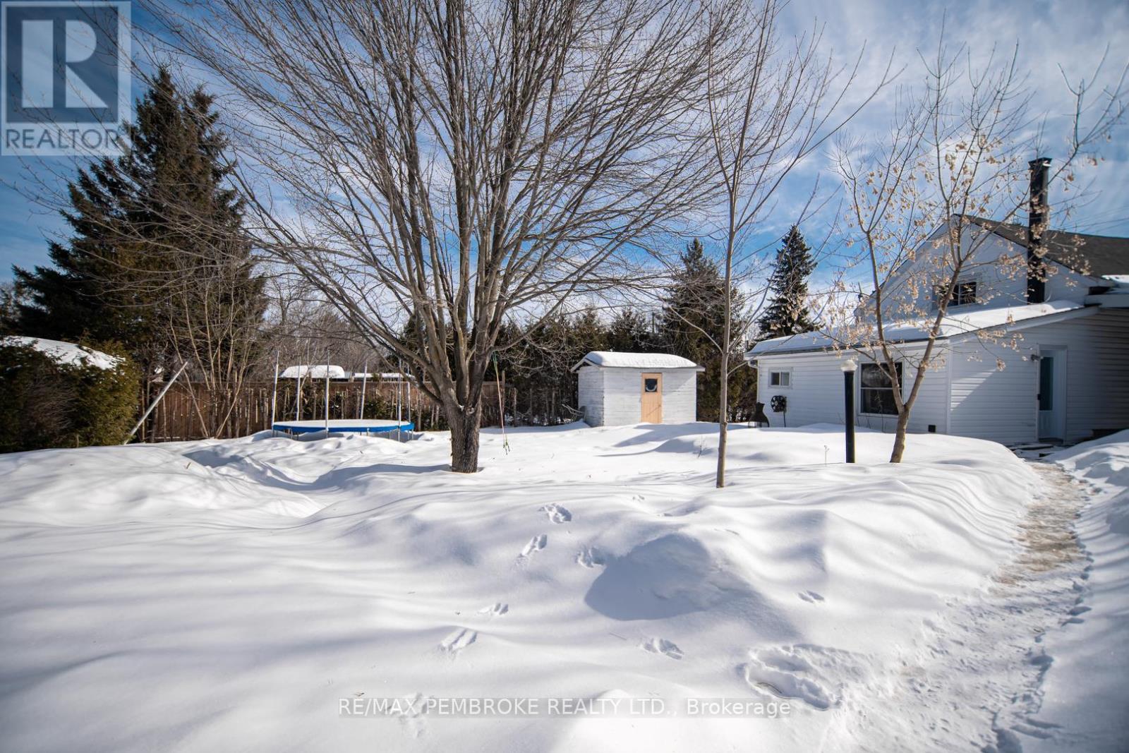 532 Almira Street, Pembroke, Ontario  K8A 3Z9 - Photo 26 - X12009907