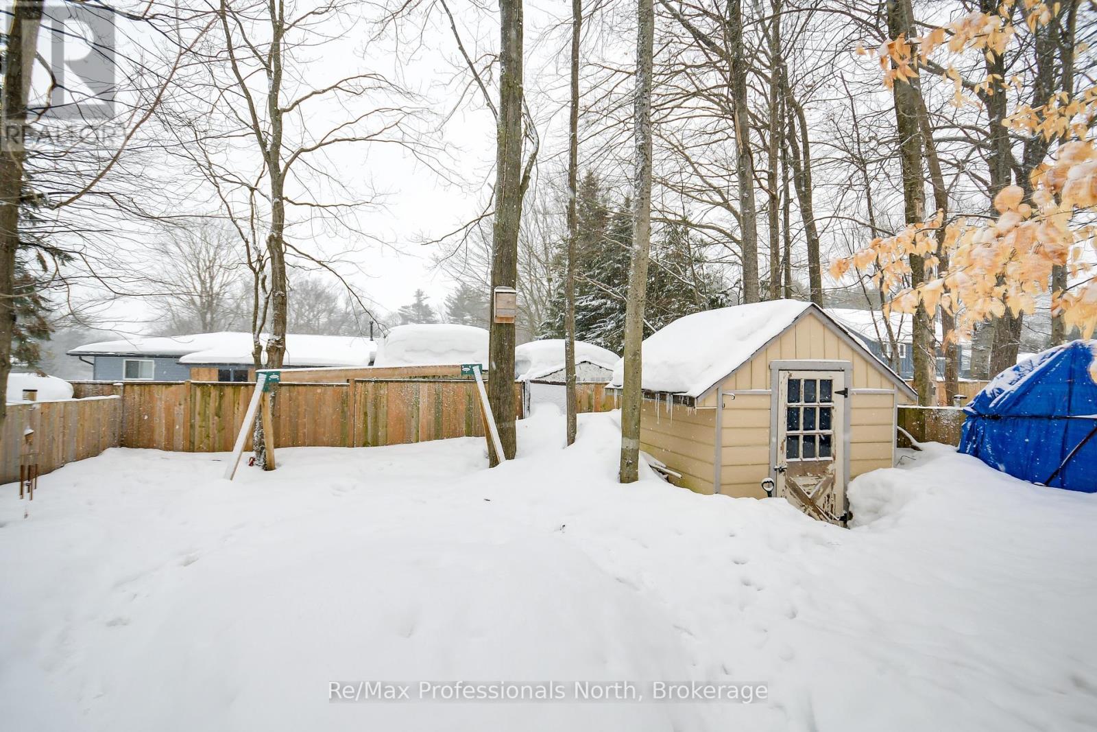 230 Pine Street, Gravenhurst, Ontario  P1P 1B1 - Photo 30 - X12009792