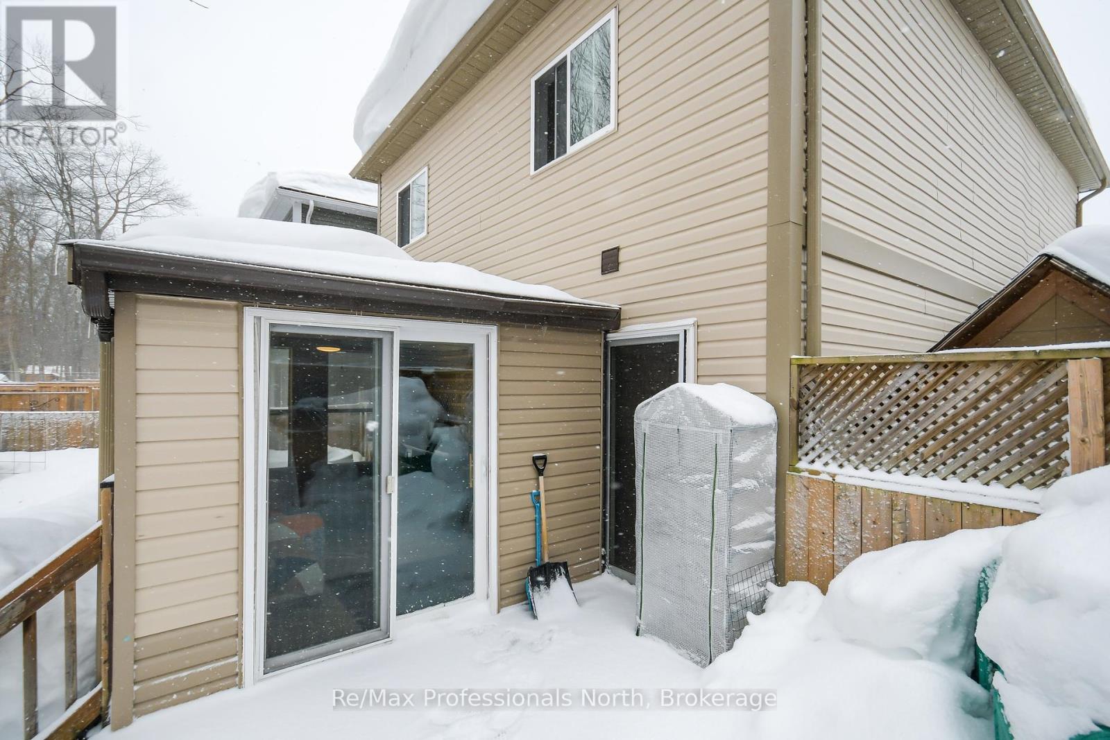 230 Pine Street, Gravenhurst, Ontario  P1P 1B1 - Photo 32 - X12009792