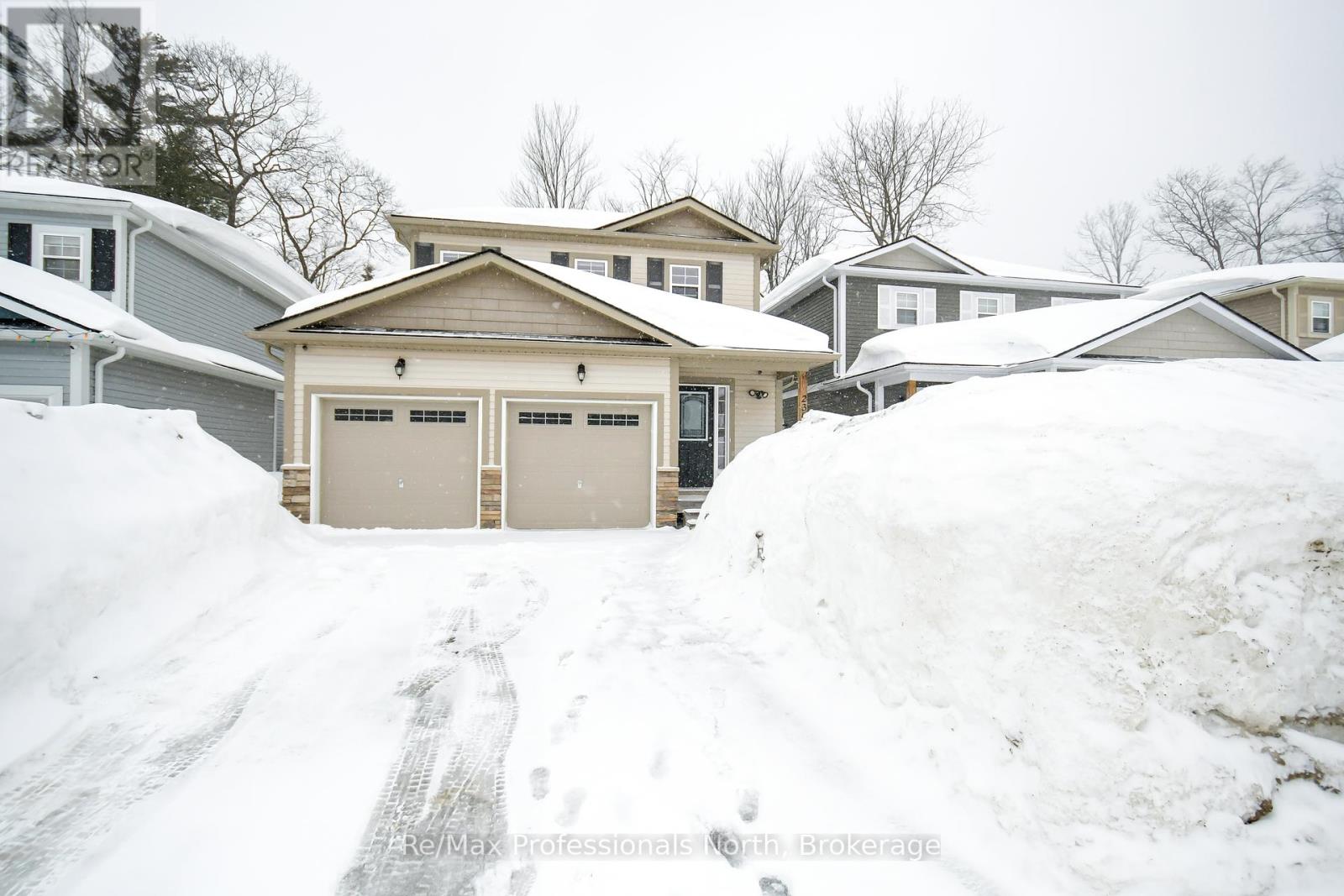 230 Pine Street, Gravenhurst, Ontario  P1P 1B1 - Photo 34 - X12009792