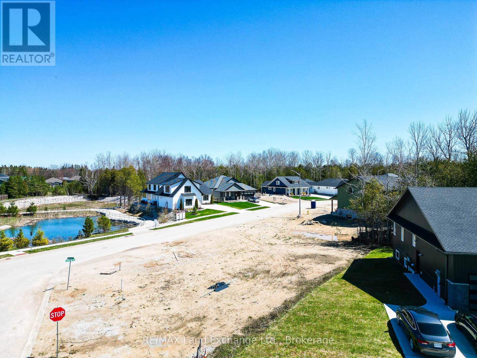 5 Marshall Place, Saugeen Shores, Ontario  N0H 2L0 - Photo 2 - X12009863