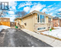 6 TRALEE AVENUE, Toronto, Ontario