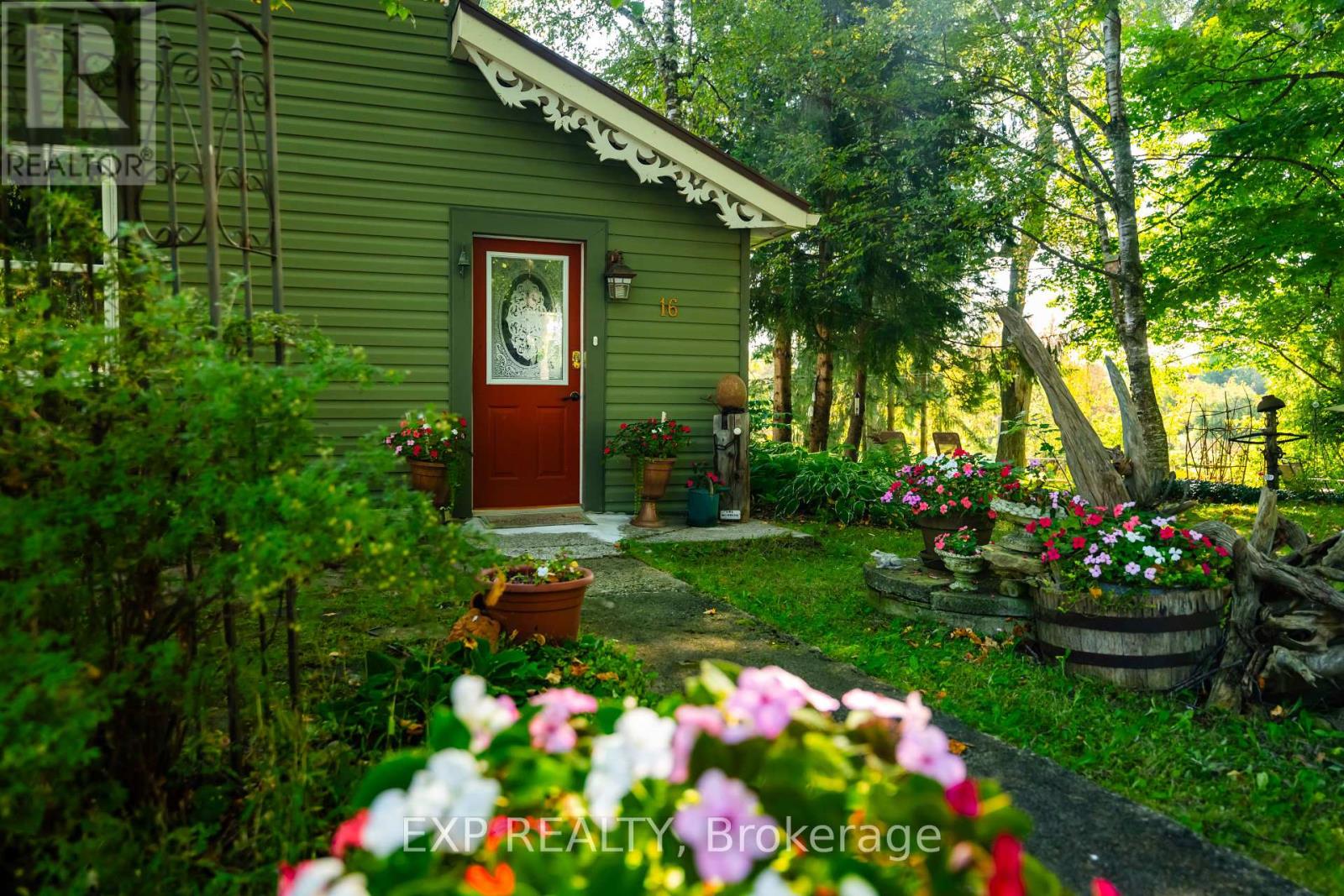 16 Mill Street, Amaranth, Ontario  L9W 3Z3 - Photo 42 - X12009824