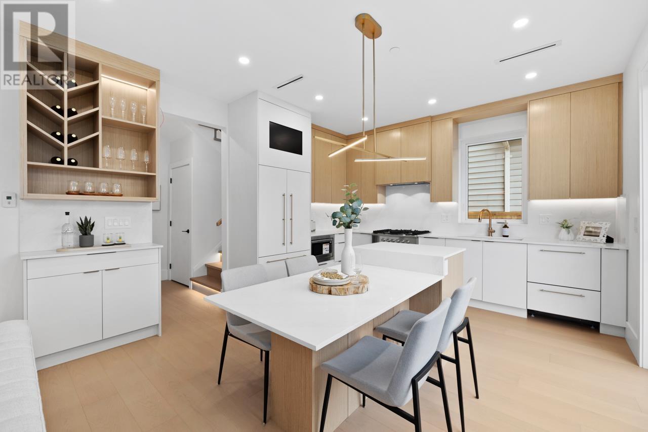 2 4579 Culloden Street, Vancouver, British Columbia  V5V 4X7 - Photo 8 - R2975361
