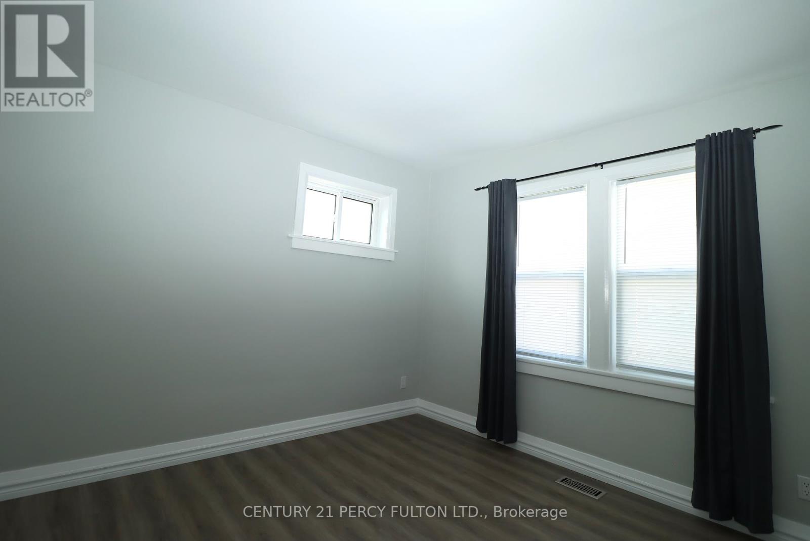 164 Centre Street N, Oshawa, Ontario  L1G 4C3 - Photo 8 - E12009942