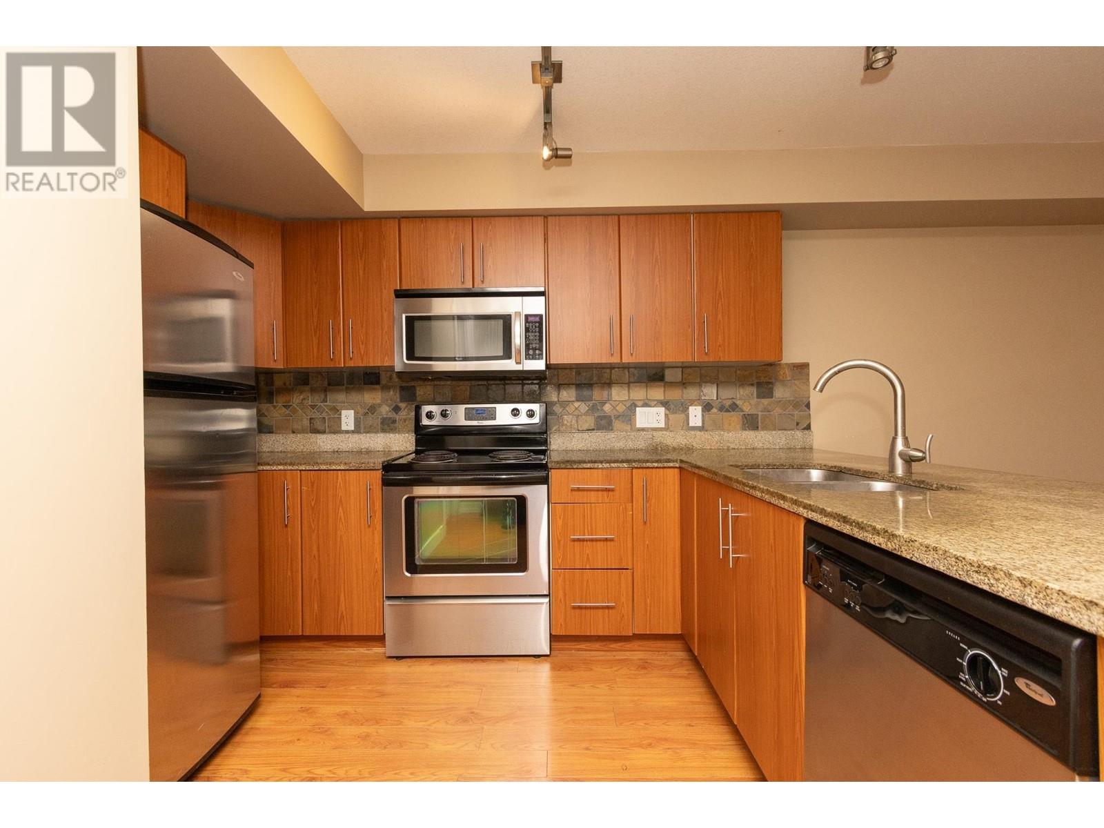 74 7428 14 Avenue, Burnaby, British Columbia  V3N 0C2 - Photo 13 - R2975336