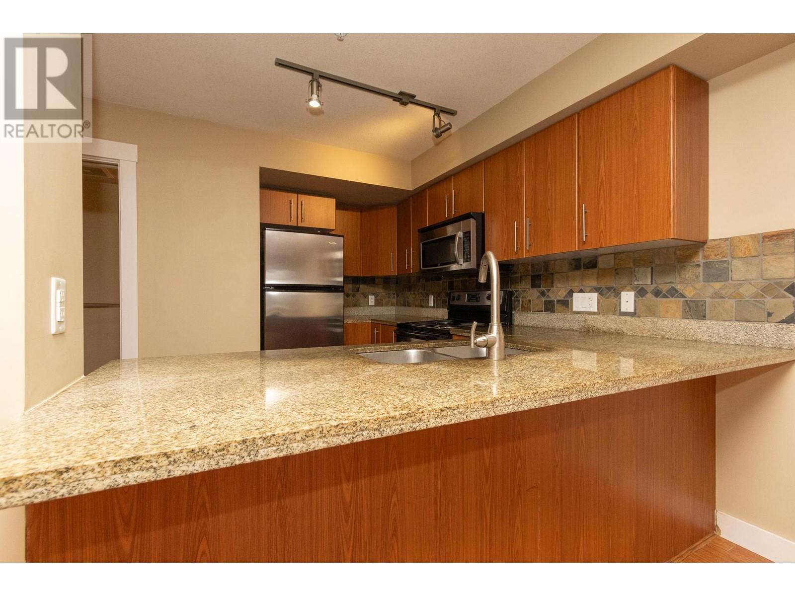 74 7428 14 Avenue, Burnaby, British Columbia  V3N 0C2 - Photo 14 - R2975336