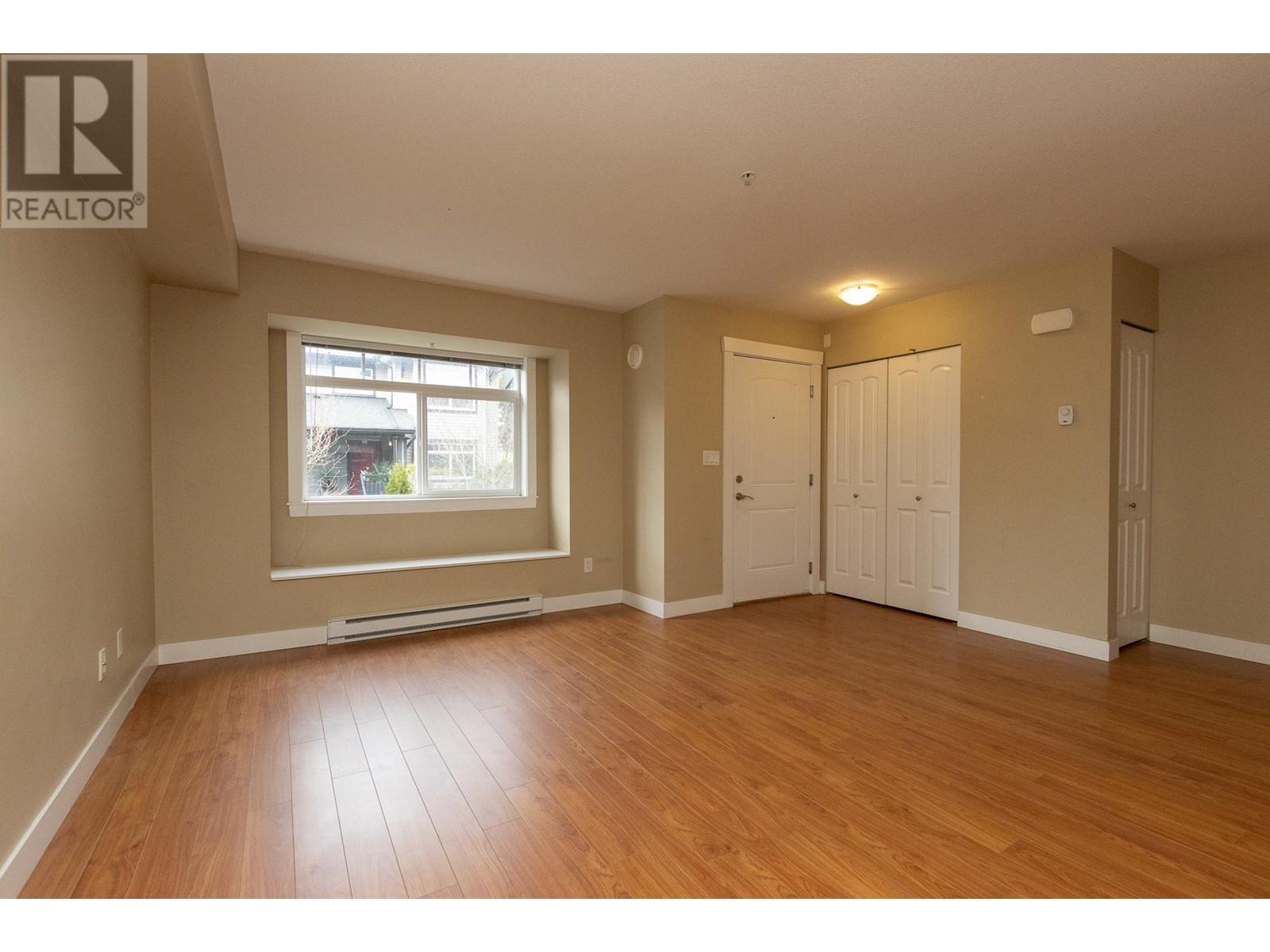 74 7428 14 Avenue, Burnaby, British Columbia  V3N 0C2 - Photo 4 - R2975336