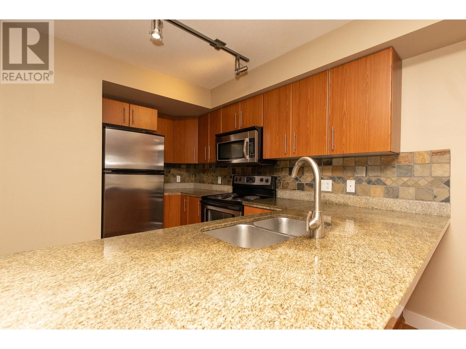 74 7428 14 Avenue, Burnaby, British Columbia  V3N 0C2 - Photo 5 - R2975336