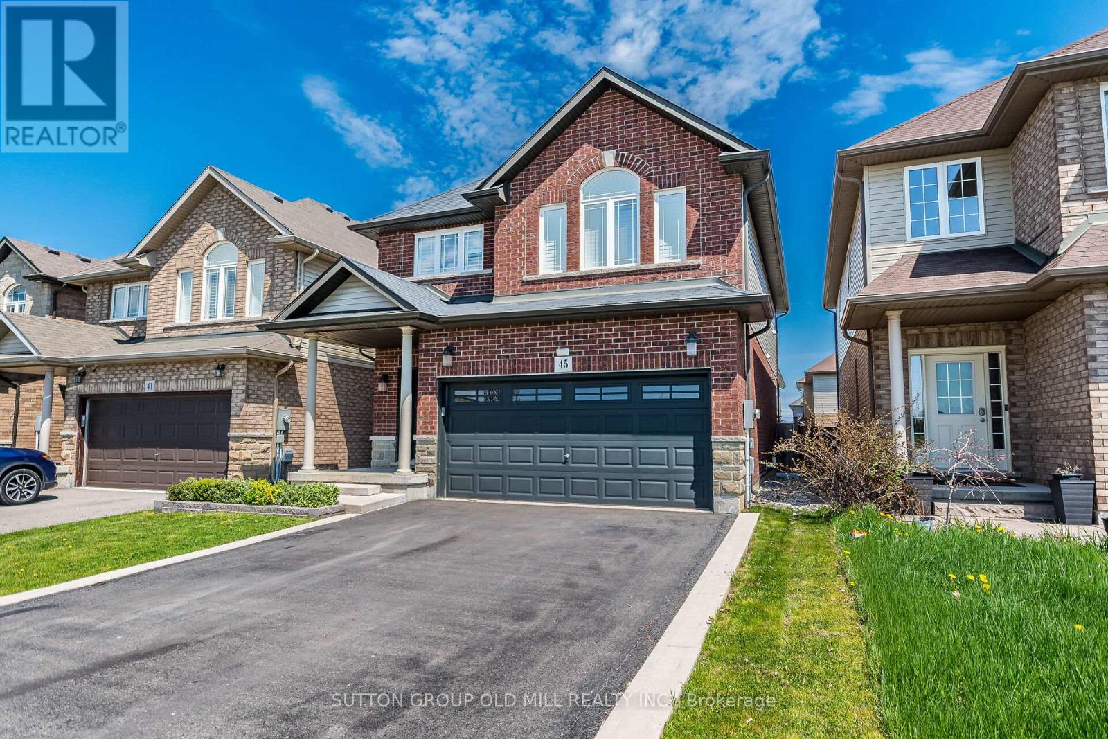 Property at 45 BELLAGIO AVENUE image 1