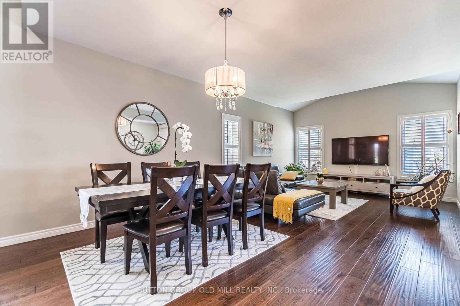 Property at 45 BELLAGIO AVENUE image 5