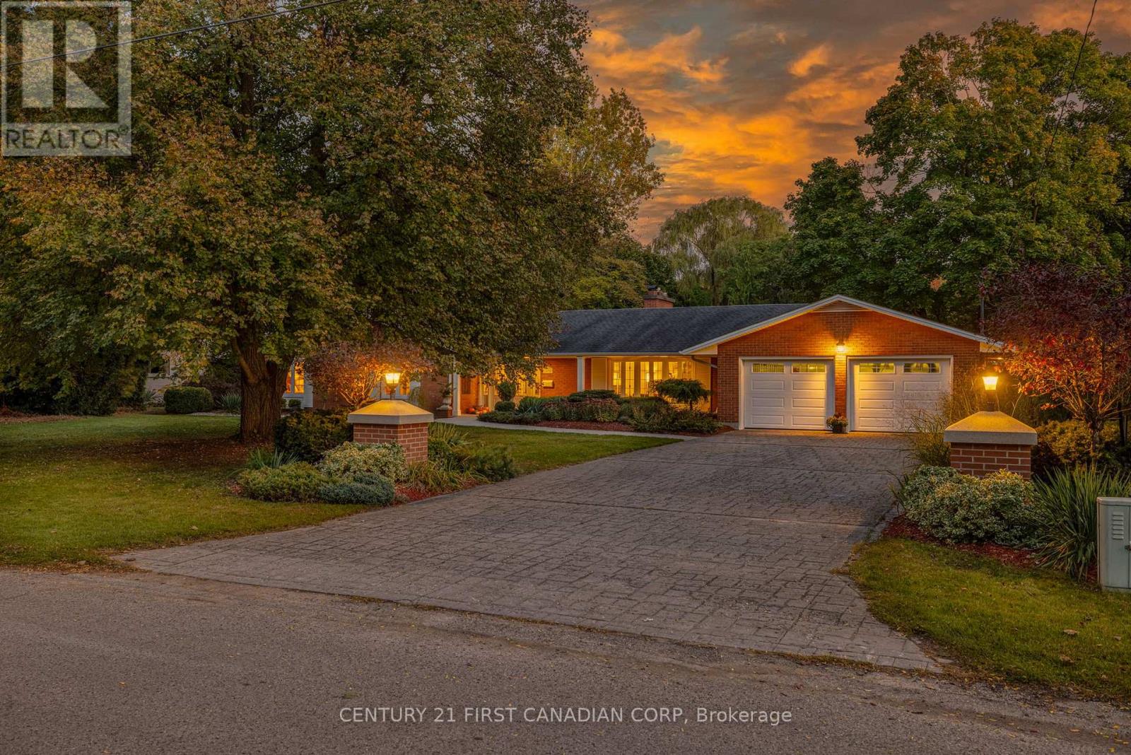 1496 STONEYBROOK CRESCENT, London, Ontario