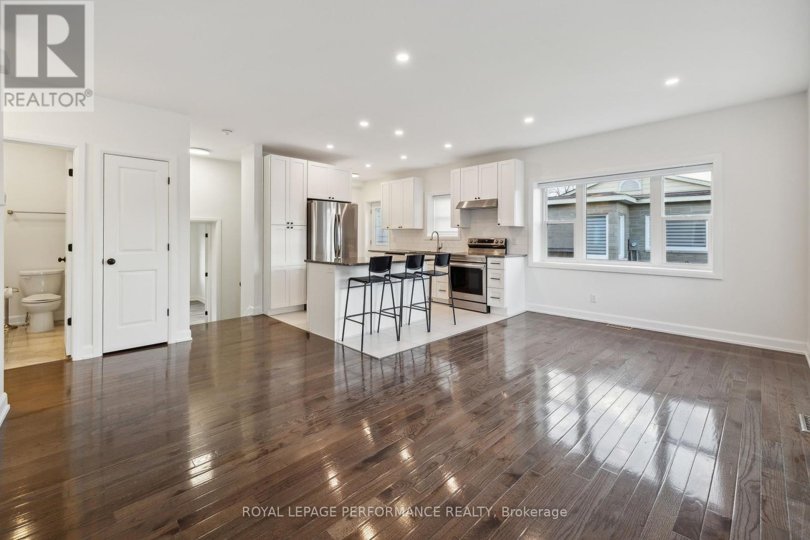 Property at 1459 LAURIER STREET image 5
