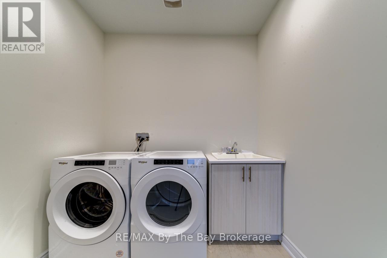 170 Mapleside Drive, Wasaga Beach, Ontario  L9Z 0L4 - Photo 22 - S12010044