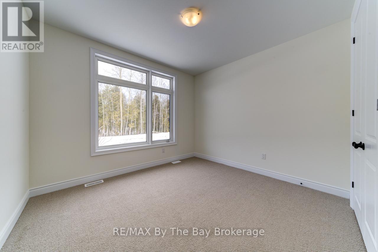 170 Mapleside Drive, Wasaga Beach, Ontario  L9Z 0L4 - Photo 6 - S12010044