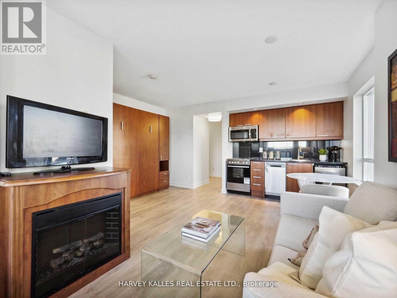 Property at 409 - 19 AVONDALE AVENUE image 3