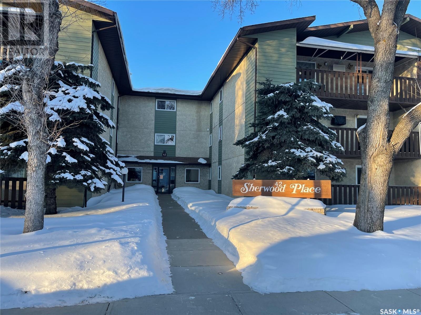Property at 105 42 27th STREET E image 2