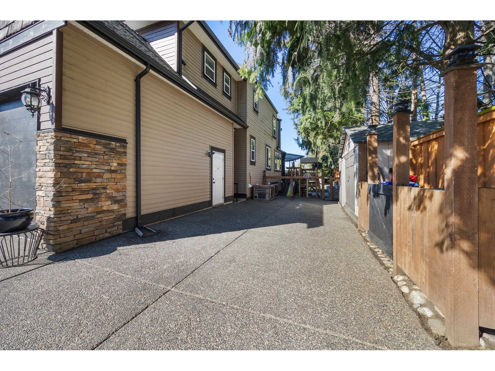 15305 29a Avenue, Surrey, British Columbia  V4P 1G7 - Photo 38 - R2974214