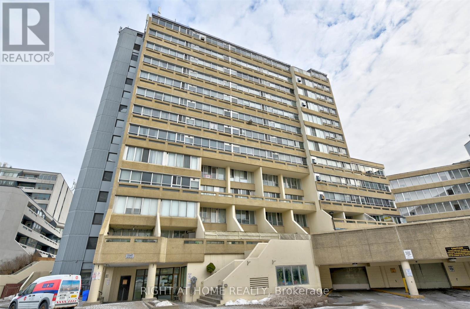 220 - 5580 SHEPPARD AVENUE E, Toronto, Ontario