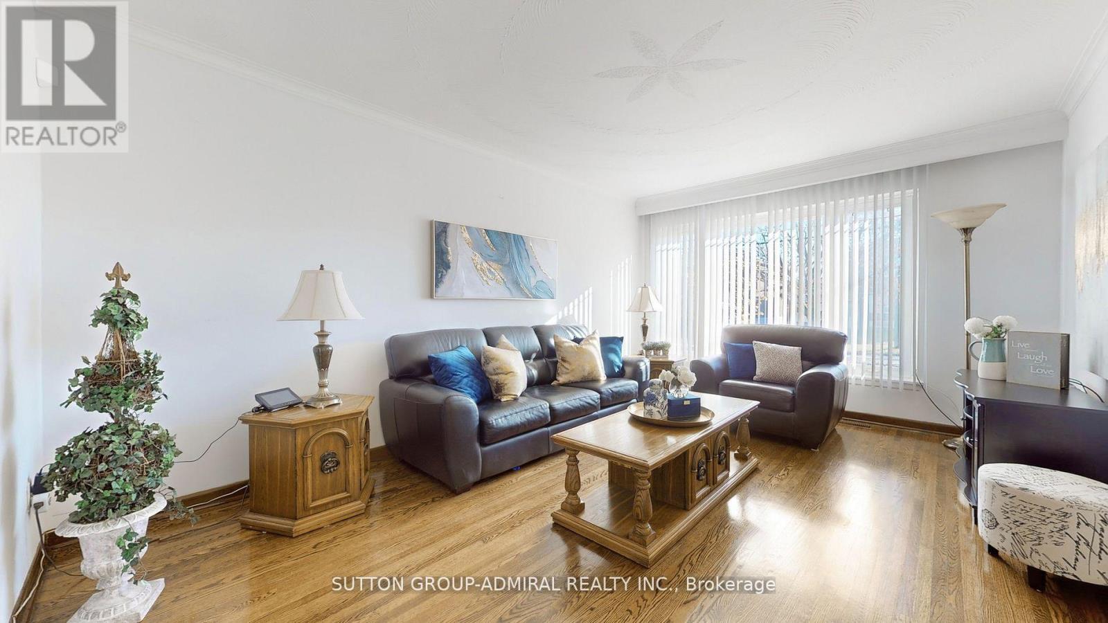 Property at 48 DUBRAY AVENUE image 4