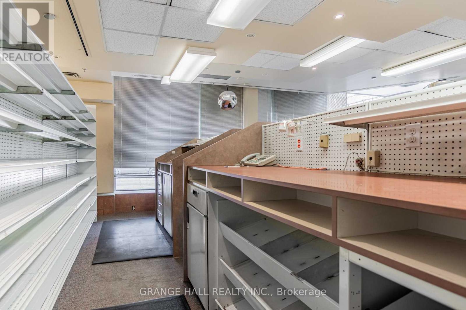 101 - 1649 Dufferin Street, Toronto, Ontario  M6H 4H5 - Photo 12 - W12010033
