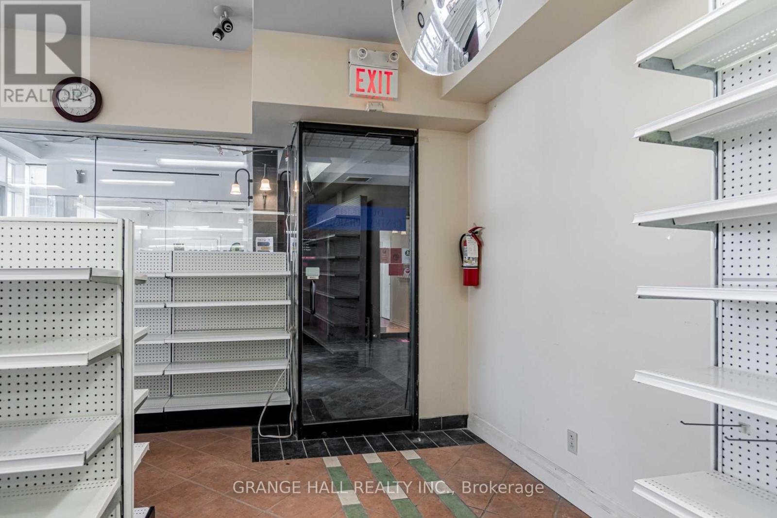 101 - 1649 Dufferin Street, Toronto, Ontario  M6H 4H5 - Photo 6 - W12010033
