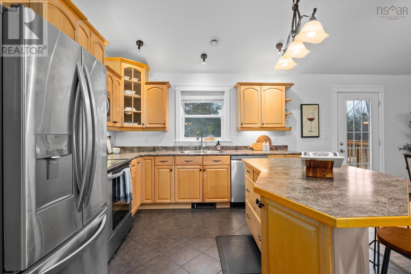 602 Cobequid Road, Lower Sackville, Nova Scotia  B4C 4G1 - Photo 13 - 202504518