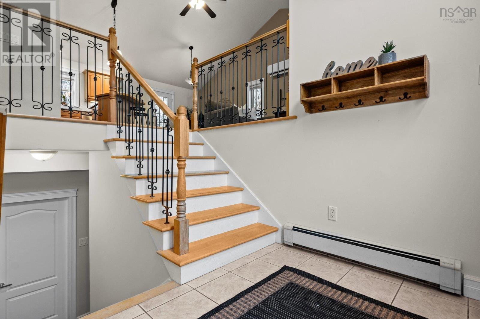 602 Cobequid Road, Lower Sackville, Nova Scotia  B4C 4G1 - Photo 5 - 202504518